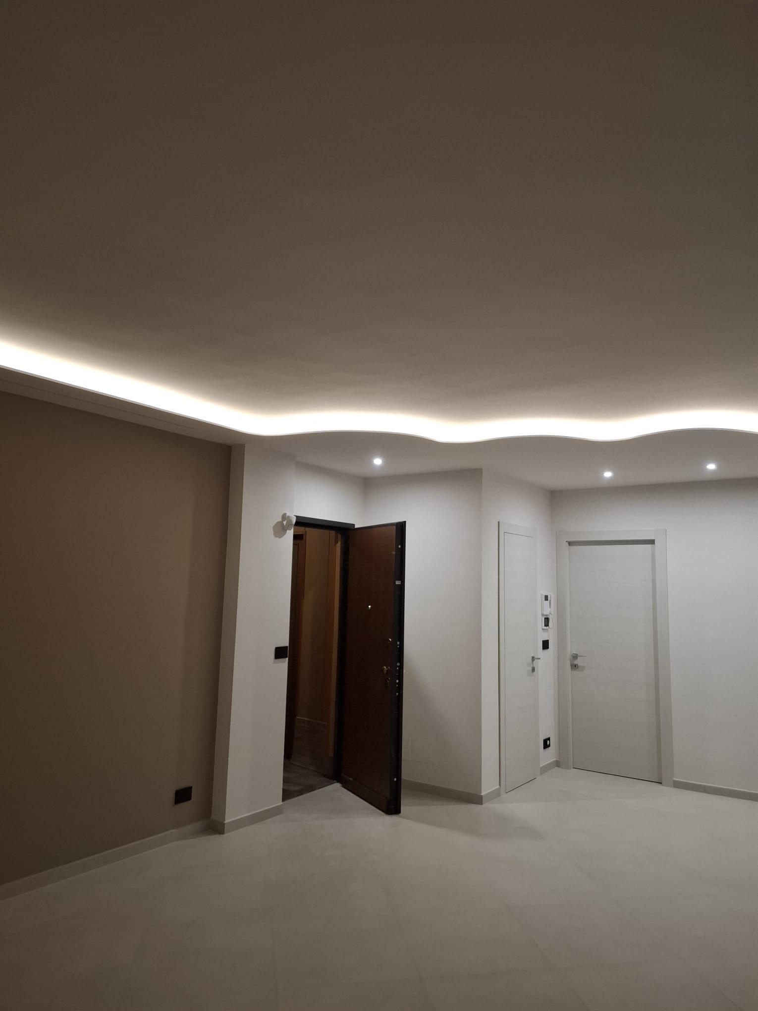 Decorazione d'interni a Torino realizzata da Shus Decorazioni — lavoro 5